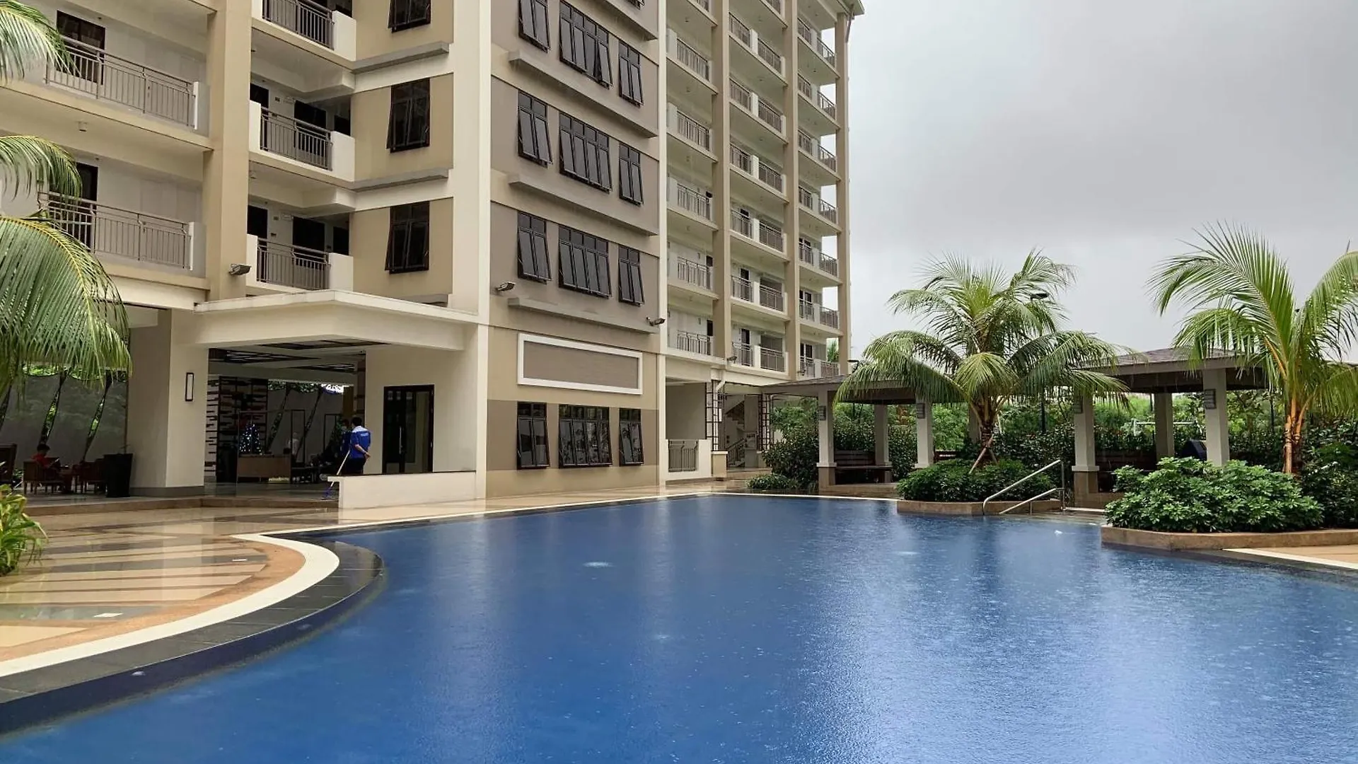 Estellar Resort Condotel Manila